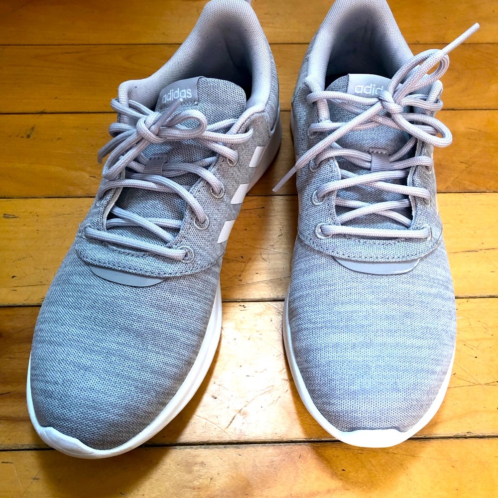 Adidas cloudfoam Size 9